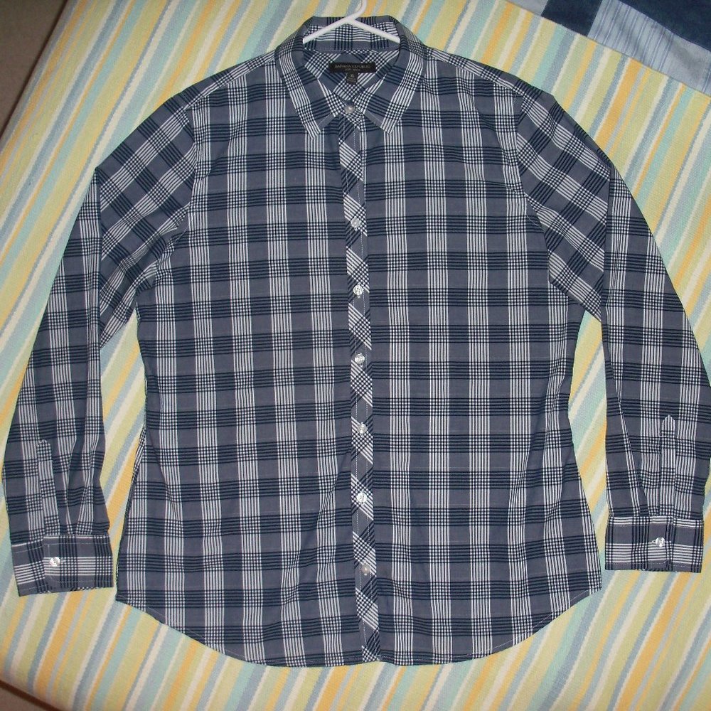 Banana Republic Blue Plaid soft wash Button Up XL